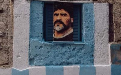 La Passione Azzurra: Psicologia del Tifo Calcistico e il Mito di Maradona a Napoli